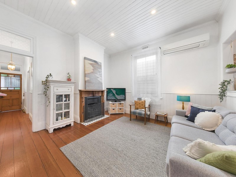 14 Devon Street, Hamilton NSW 2303