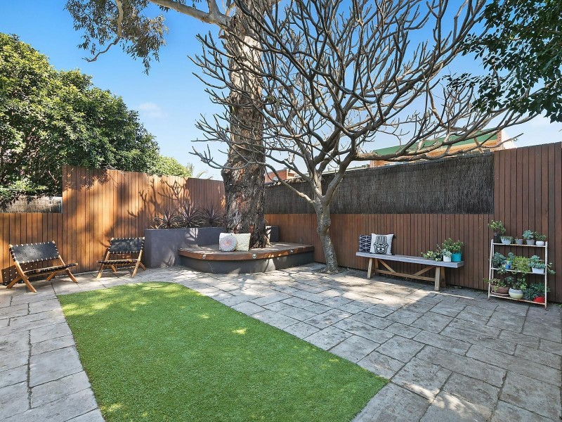 14 Devon Street, Hamilton NSW 2303