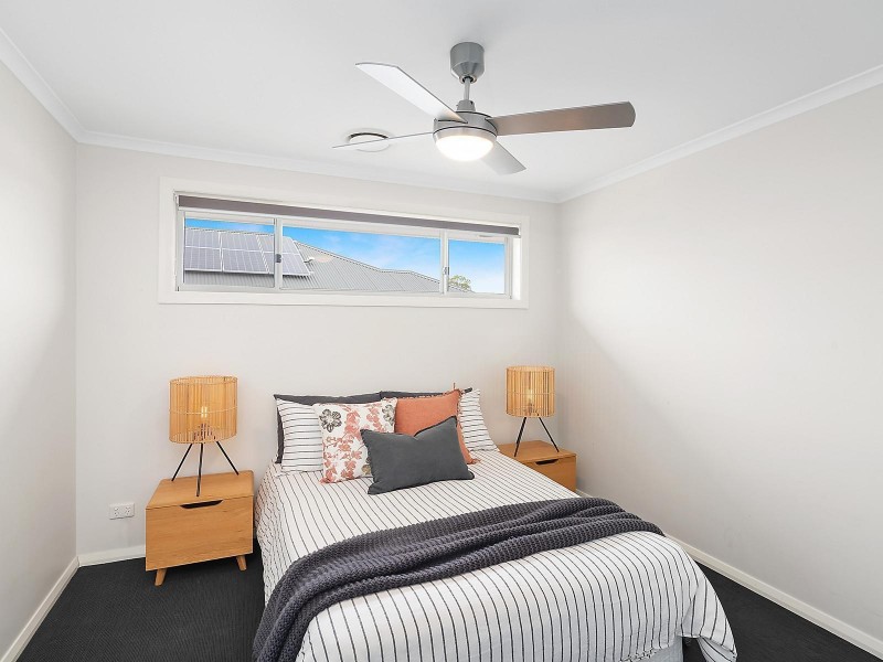 8 Beluga Drive, Cameron Park NSW 2285