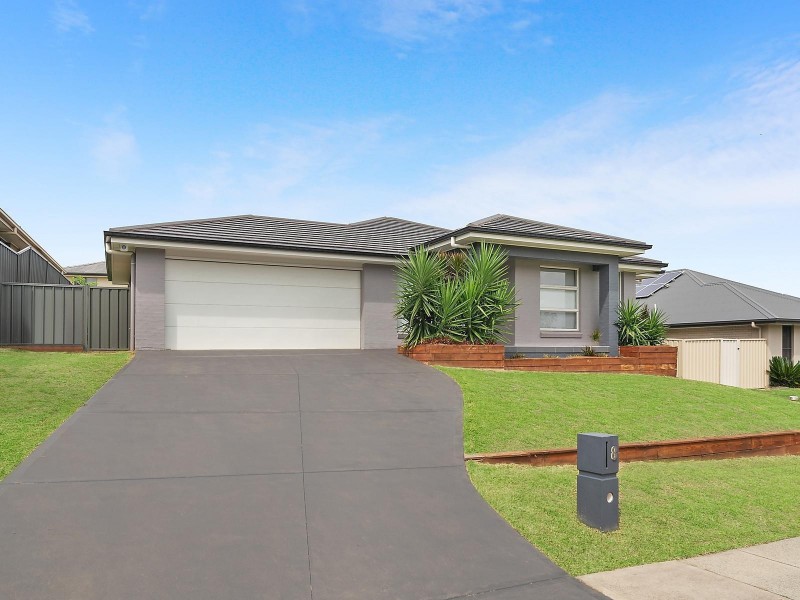 8 Beluga Drive, Cameron Park NSW 2285