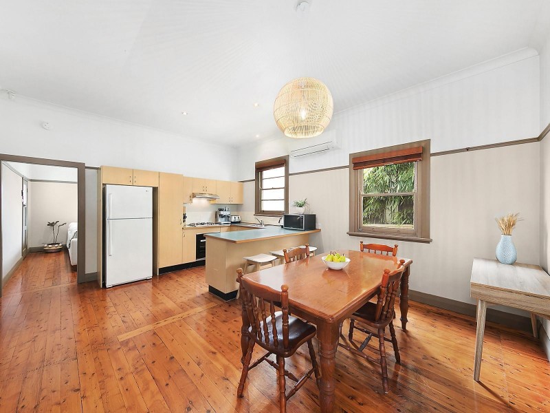 173 Brunker Road, Adamstown NSW 2289