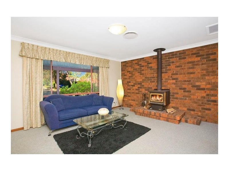 17 Portland Close, Illawong NSW 2234