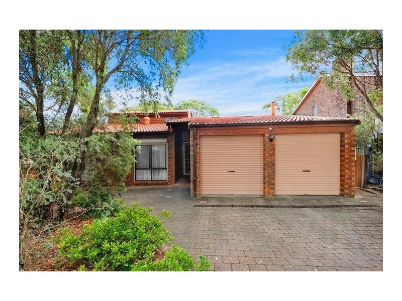 30 Hobart Place, Illawong NSW 2234