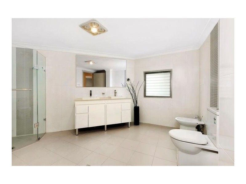 78 Griffin Parade, Illawong NSW 2234