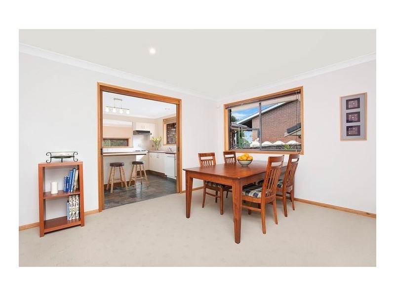 18 Hobart Place, Illawong NSW 2234