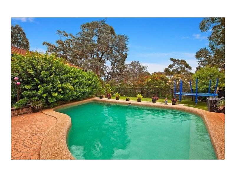 21 Hobart Place, Illawong NSW 2234