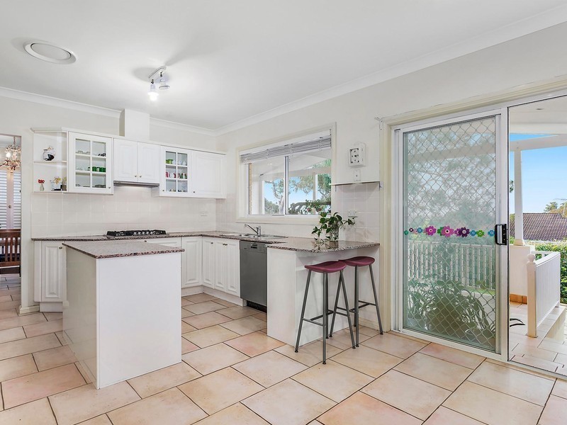 18 Mariner Road, Illawong NSW 2234