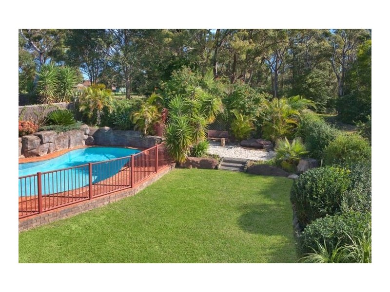 24 Palmer Close, Illawong NSW 2234