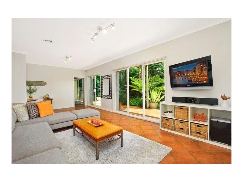 79 Griffin Parade, Illawong NSW 2234