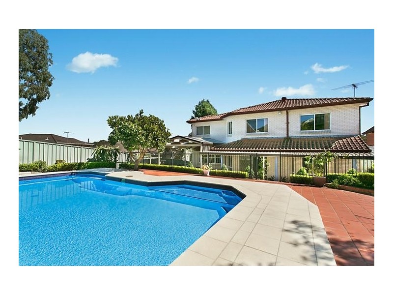 51 Llanberis Drive, Menai NSW 2234