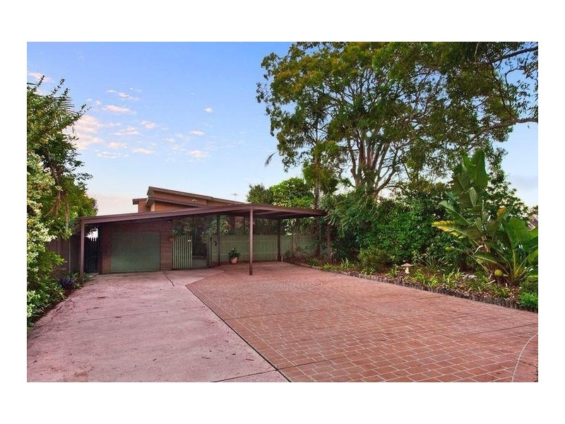 2 Hector Street, Illawong NSW 2234