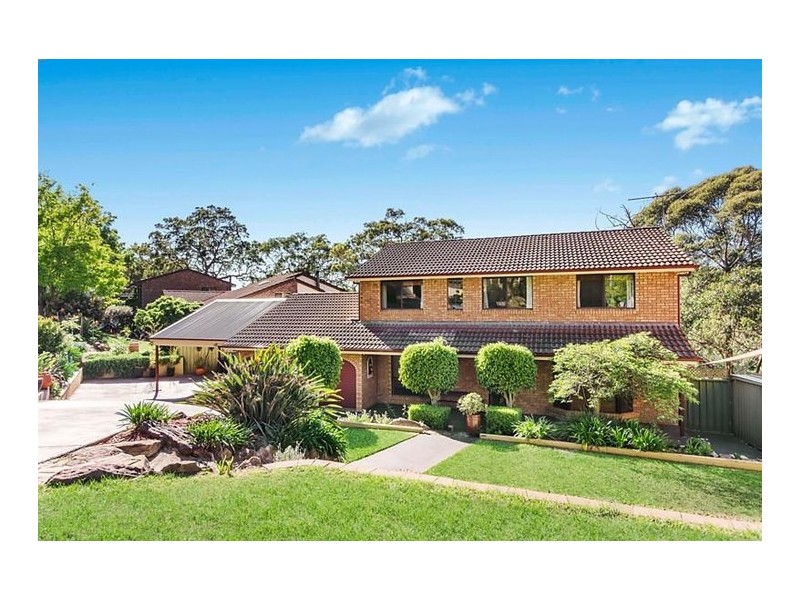 11 Charlotte Place, Illawong NSW 2234