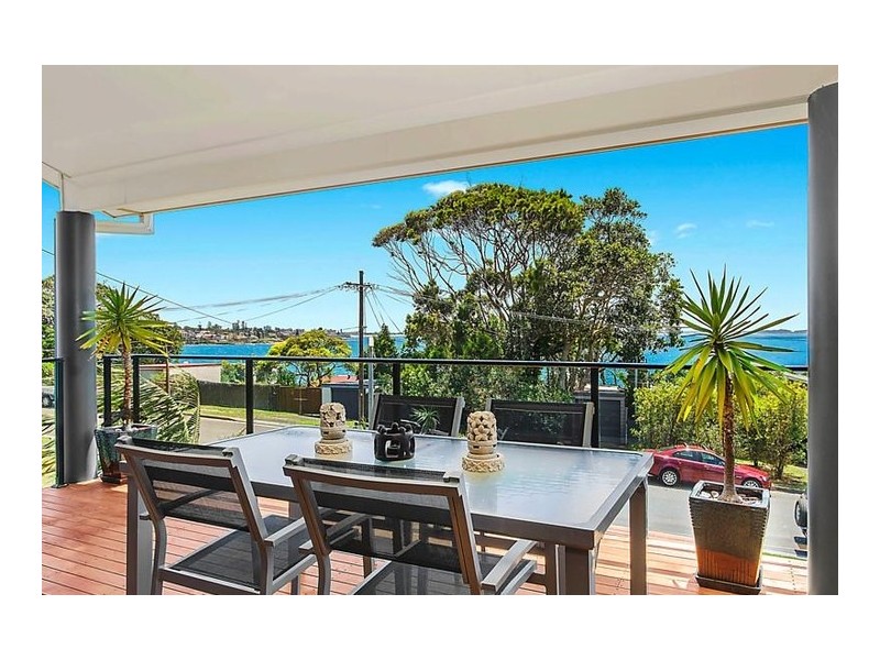 8 Neil Street, Bundeena NSW 2230
