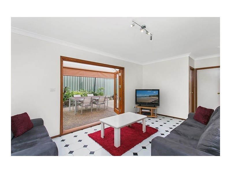 67 Bignell Street, Illawong NSW 2234