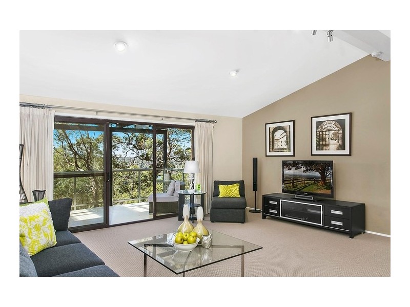 5 Walsh Close, Illawong NSW 2234