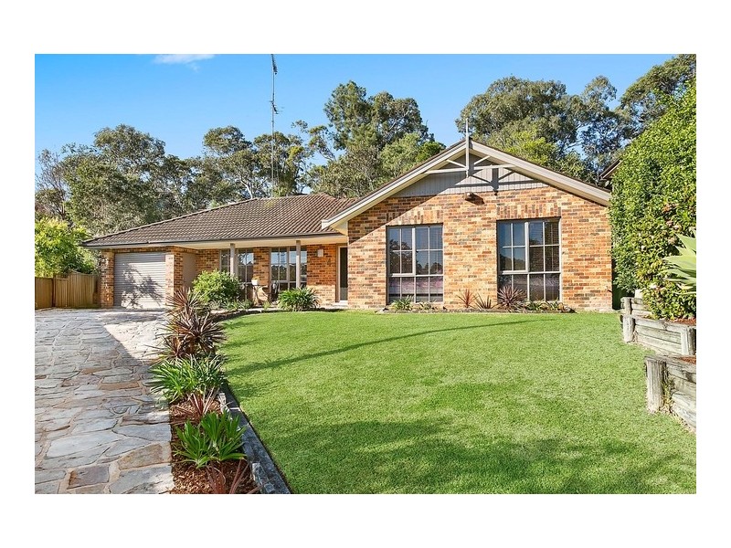 4 May Place, Illawong NSW 2234