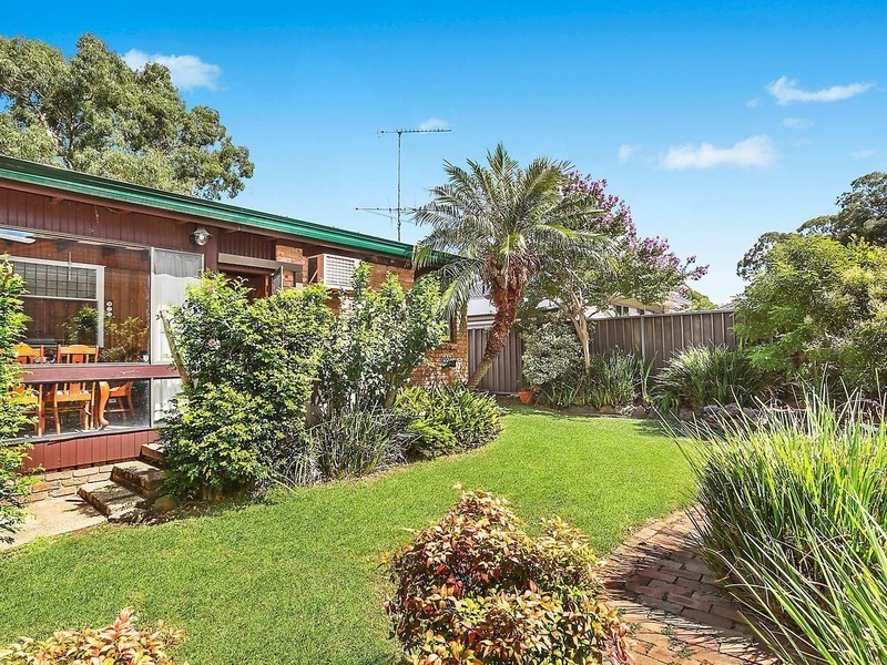 34 Mae Crescent, Panania NSW 2213