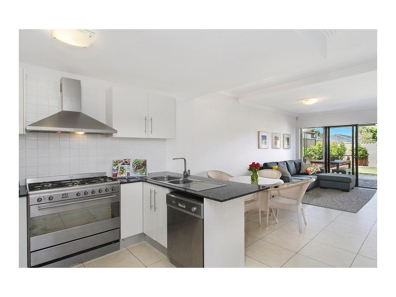 5/54 Osprey Drive, Illawong NSW 2234