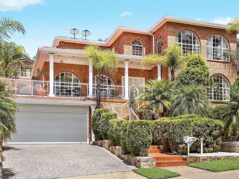 194 Fowler Road, Illawong NSW 2234