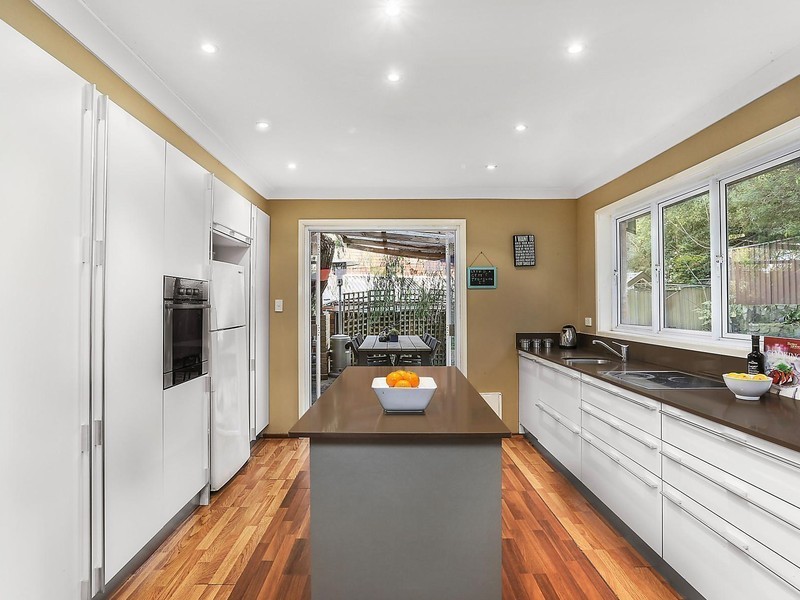 45 Moreton Road, Illawong NSW 2234