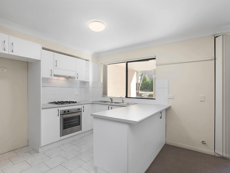 22/3 Marsden Street, Granville NSW 2142