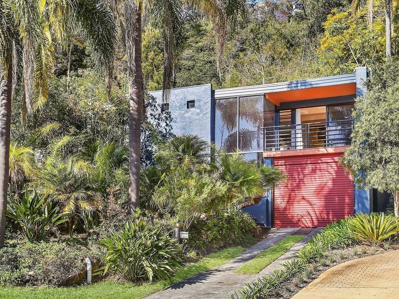 80 Griffin Parade, Illawong NSW 2234