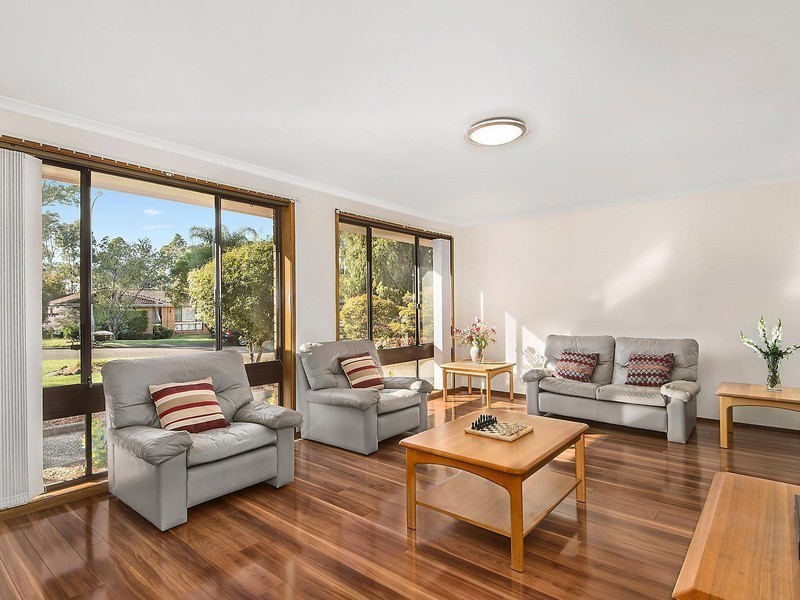 1 Ribbon Gum Close, Alfords Point NSW 2234