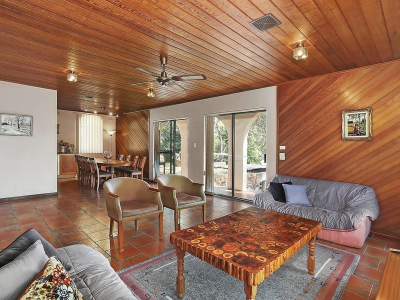 848 Henry Lawson Drive, Picnic Point NSW 2213