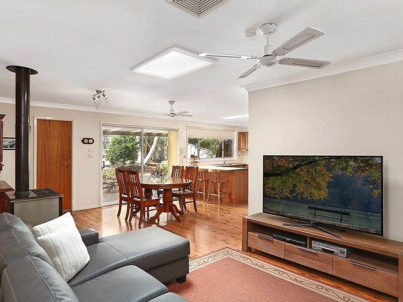 10 Blackwattle Place, Alfords Point NSW 2234