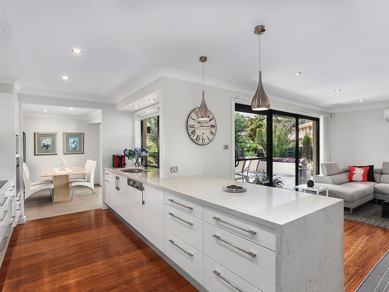 9 Shand Close, Illawong NSW 2234