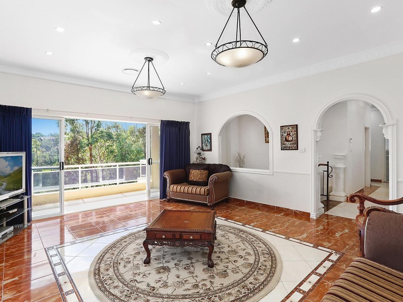 49 Llanberis Drive, Menai NSW 2234