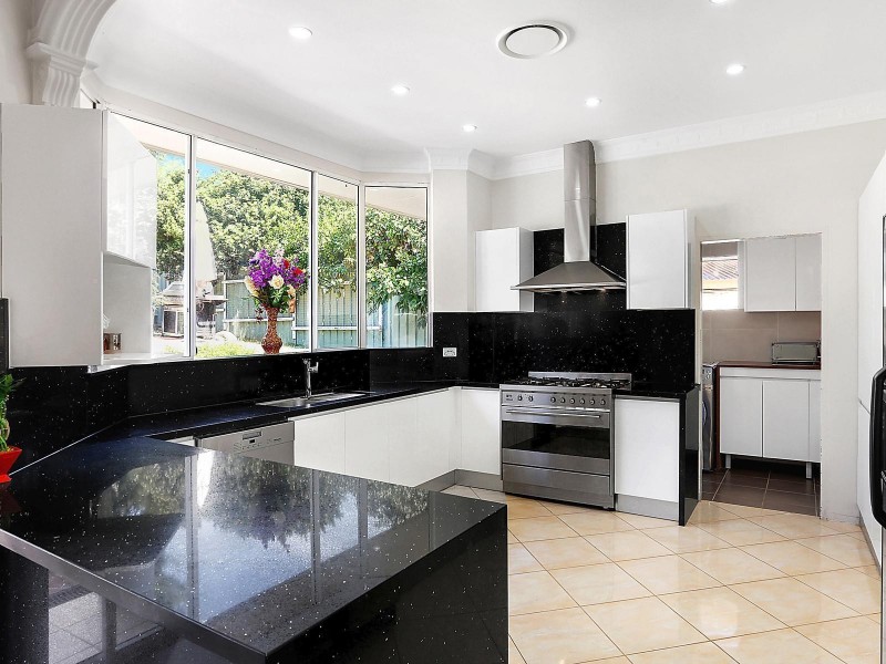 49 Llanberis Drive, Menai NSW 2234