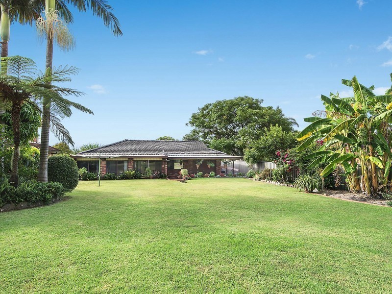 49 Mariner Road, Illawong NSW 2234