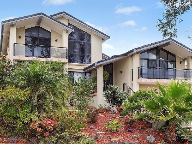 12 Blackwattle Place, Alfords Point NSW 2234