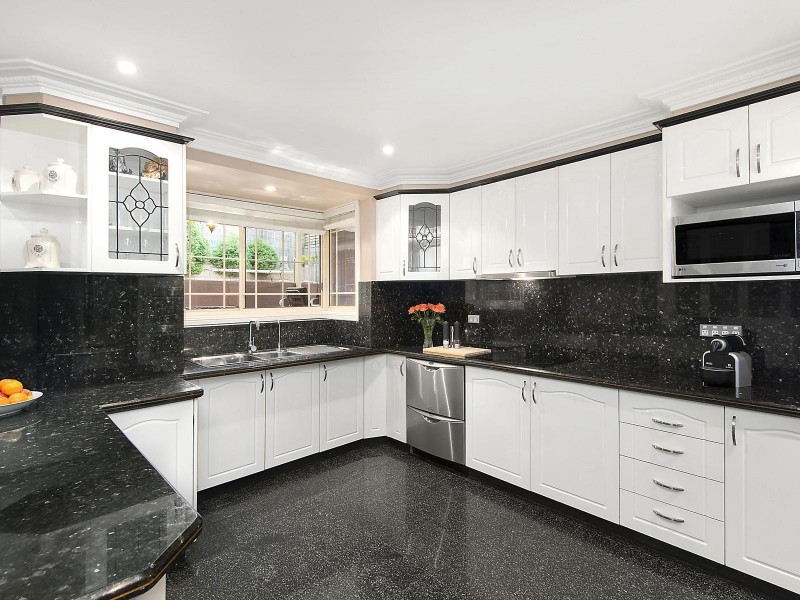 7 Silverleaf Row, Menai NSW 2234