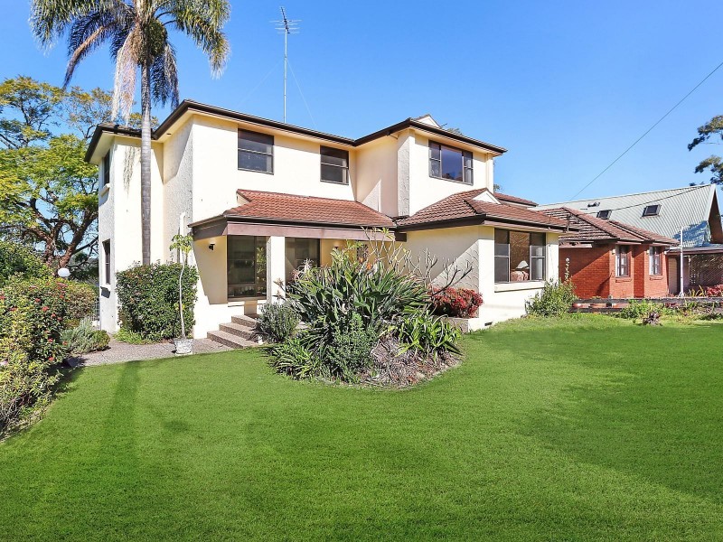 93 Clarke Street South, Peakhurst NSW 2210