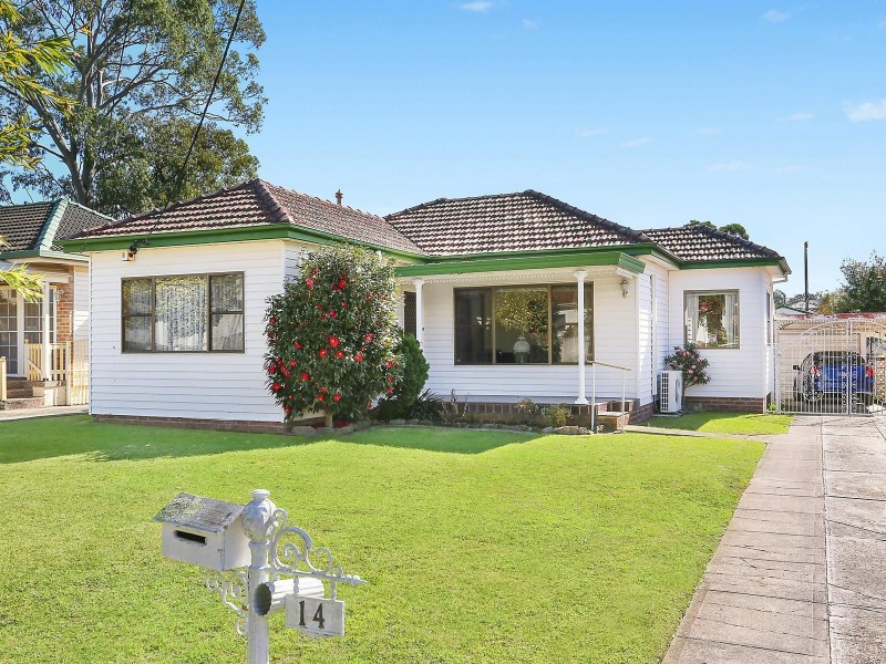 14 Langdale Avenue, Revesby NSW 2212