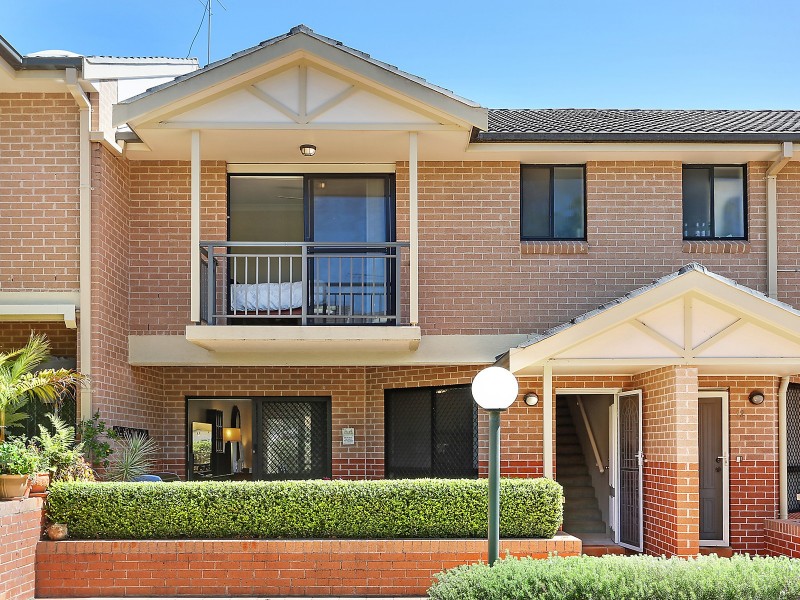 11/8 Warumbui Avenue, Miranda NSW 2228