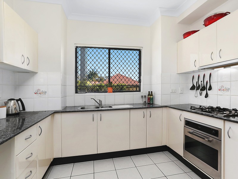 11/8 Warumbui Avenue, Miranda NSW 2228