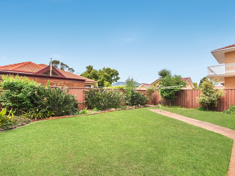 4 Karri Place, Alfords Point NSW 2234