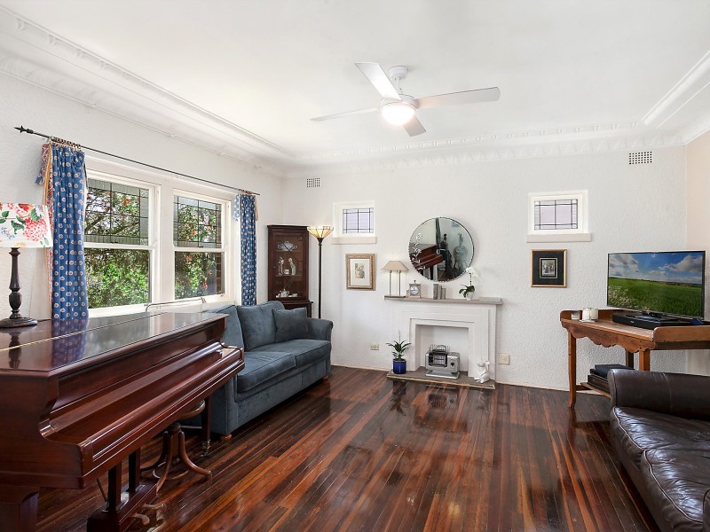 14 Central Avenue, Como NSW 2226