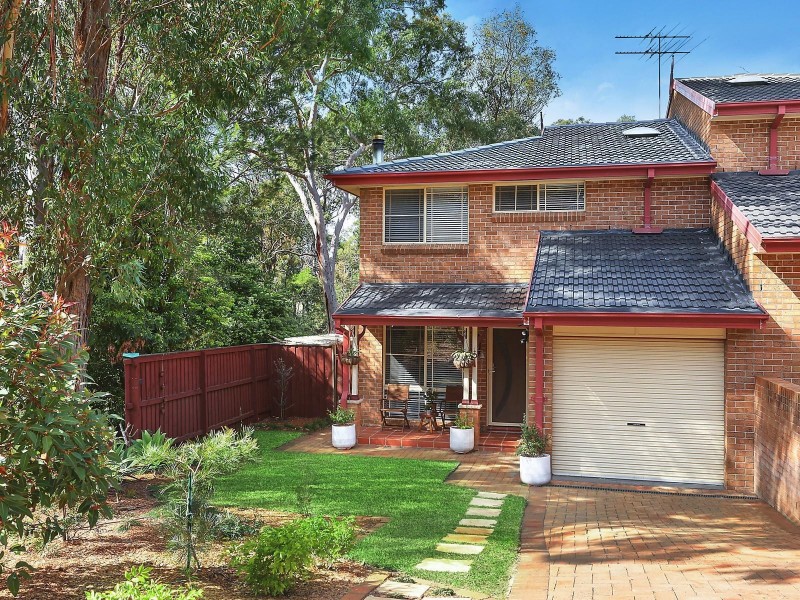 18A Silverleaf Row, Menai NSW 2234