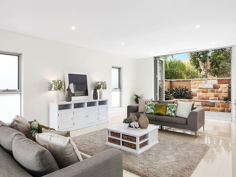 56 Hobart Place, Illawong NSW 2234