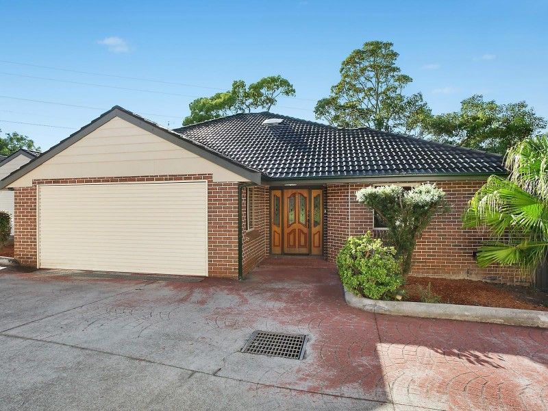 4/2A Charlotte Place, Illawong NSW 2234