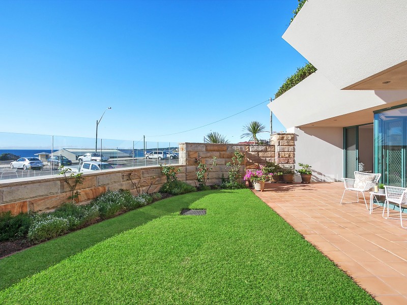 2/1 Tullimbar Road, Cronulla NSW 2230