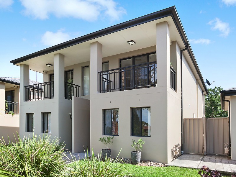 15/54 Osprey Drive, Illawong NSW 2234