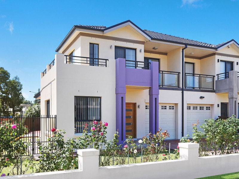 2 Ewen Street, Roselands NSW 2196