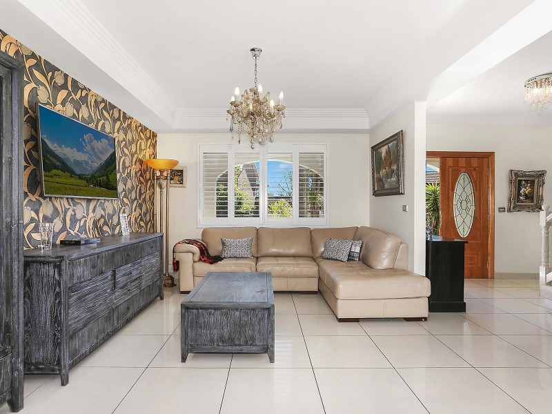18 Yara Close, Bangor NSW 2234