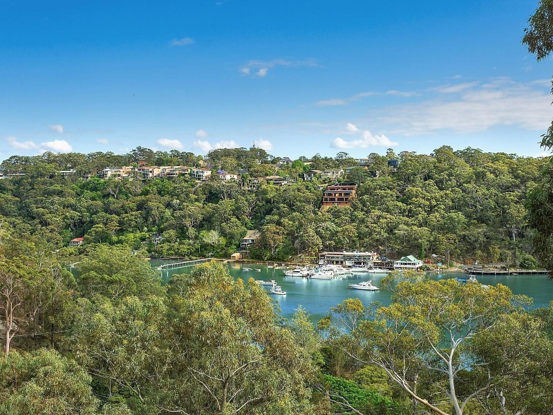 19 Thompson Avenue, Illawong NSW 2234