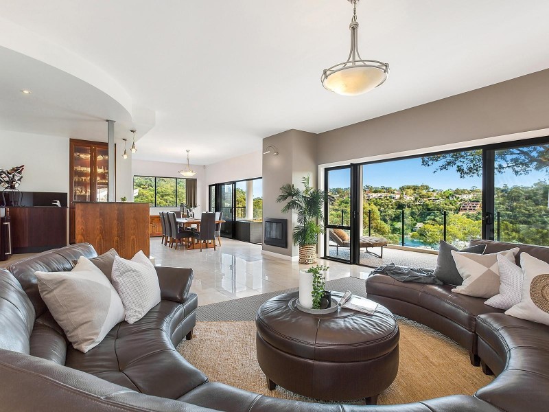 19 Thompson Avenue, Illawong NSW 2234